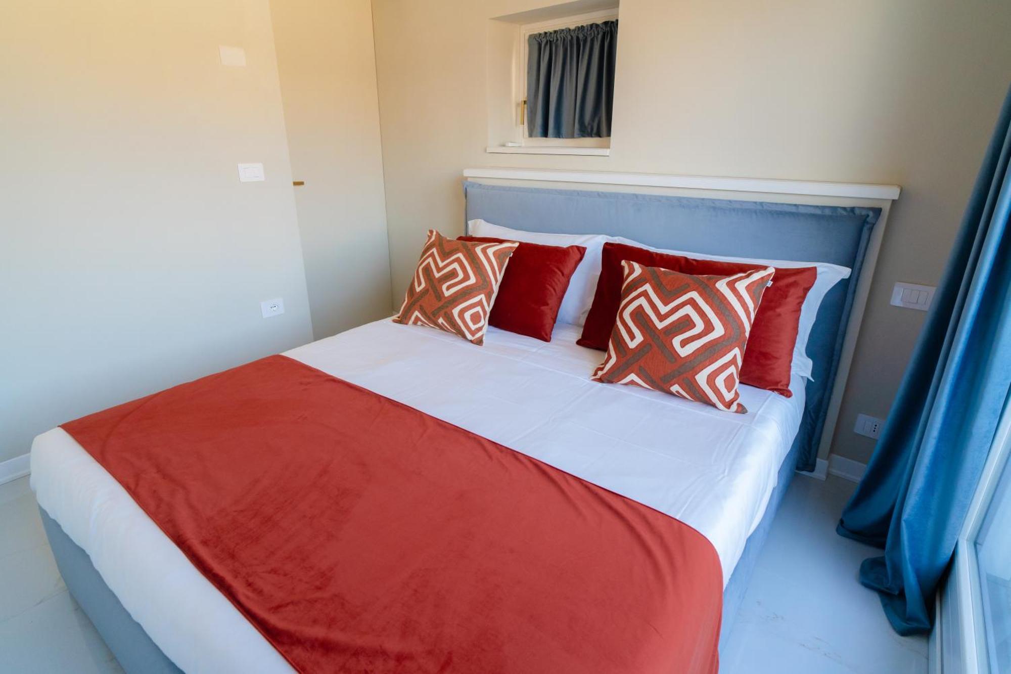 La Chartreuse Luxury Suites Parma Eksteriør bilde